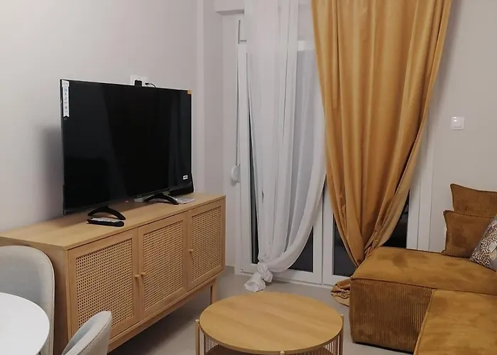 Apartment Perfect Strangers C1